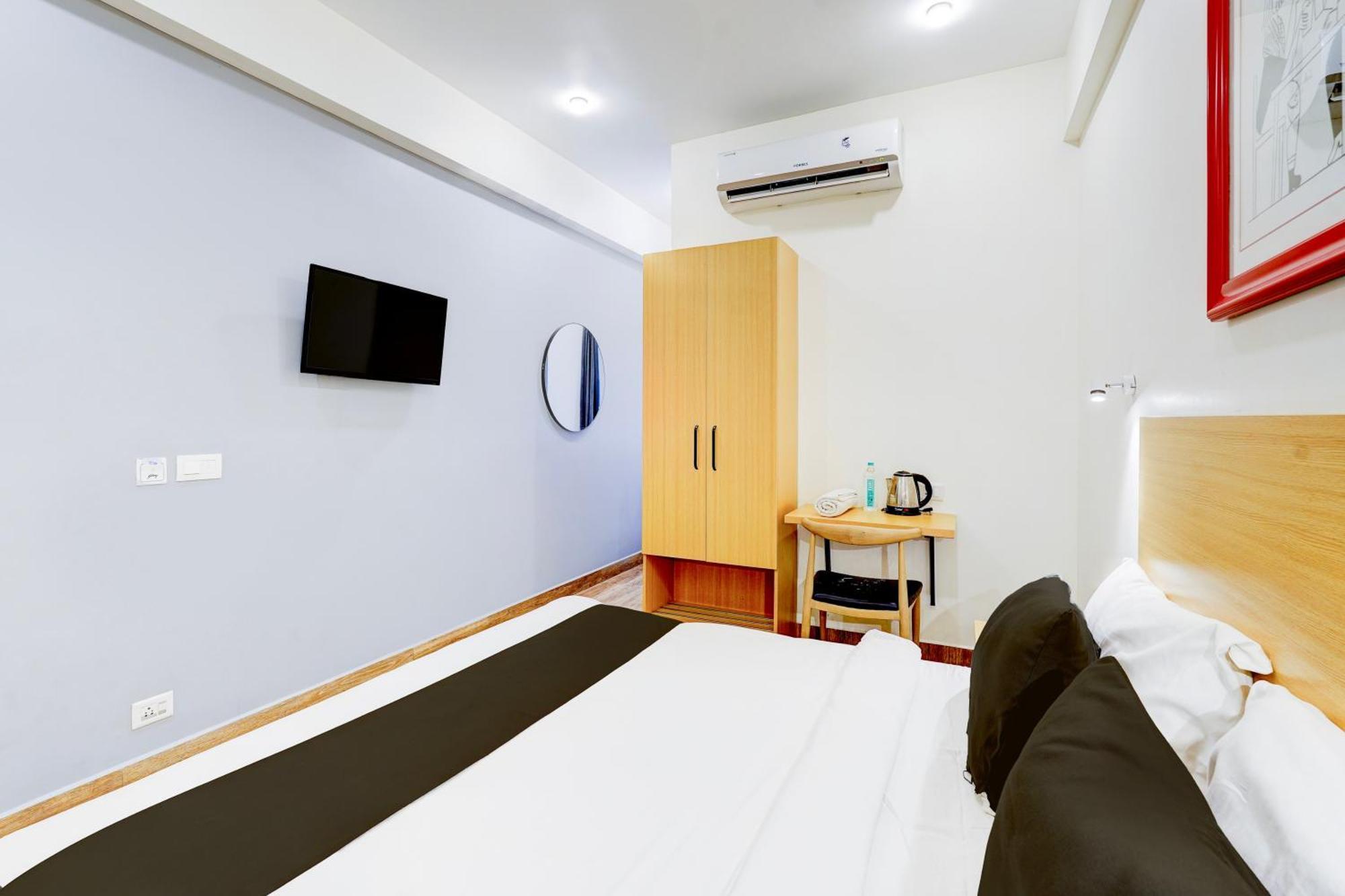 Super Townhouse Tirupati Hotel Luaran gambar