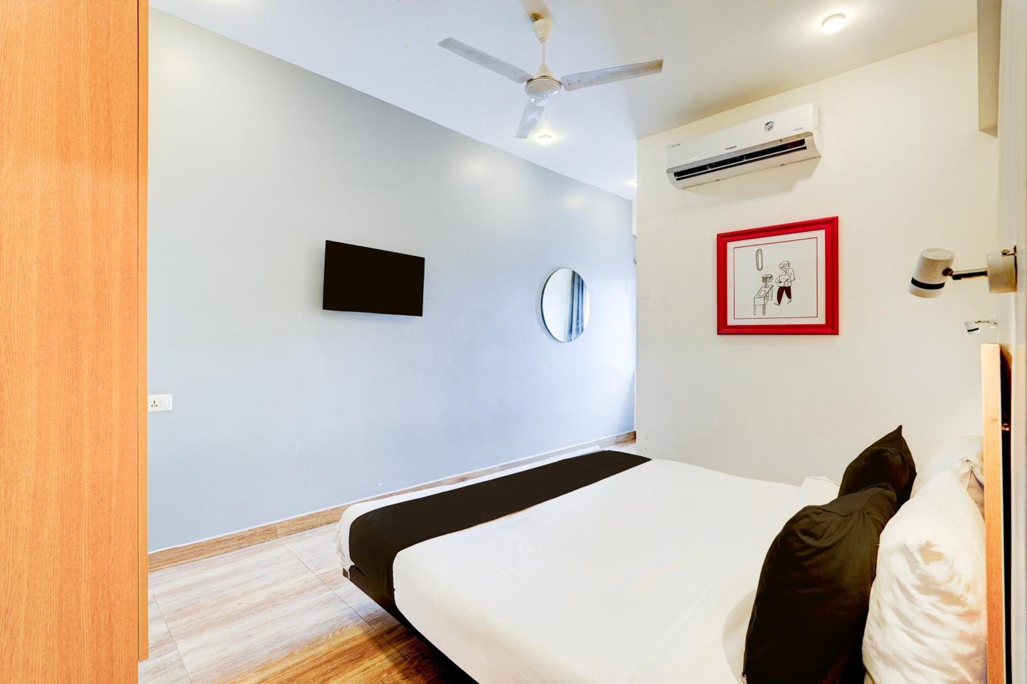 Super Townhouse Tirupati Hotel Luaran gambar
