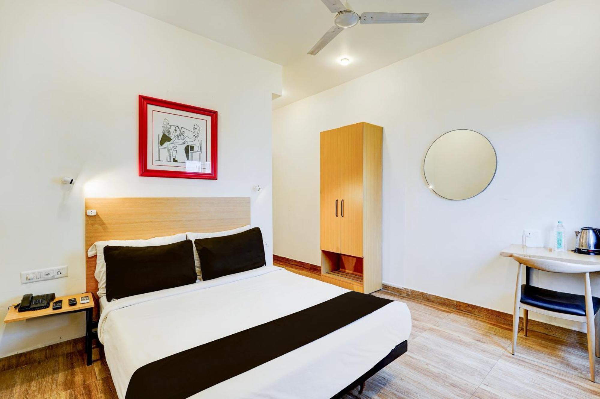 Super Townhouse Tirupati Hotel Luaran gambar