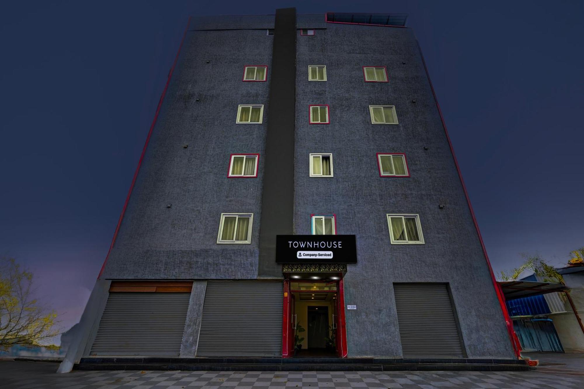 Super Townhouse Tirupati Hotel Luaran gambar