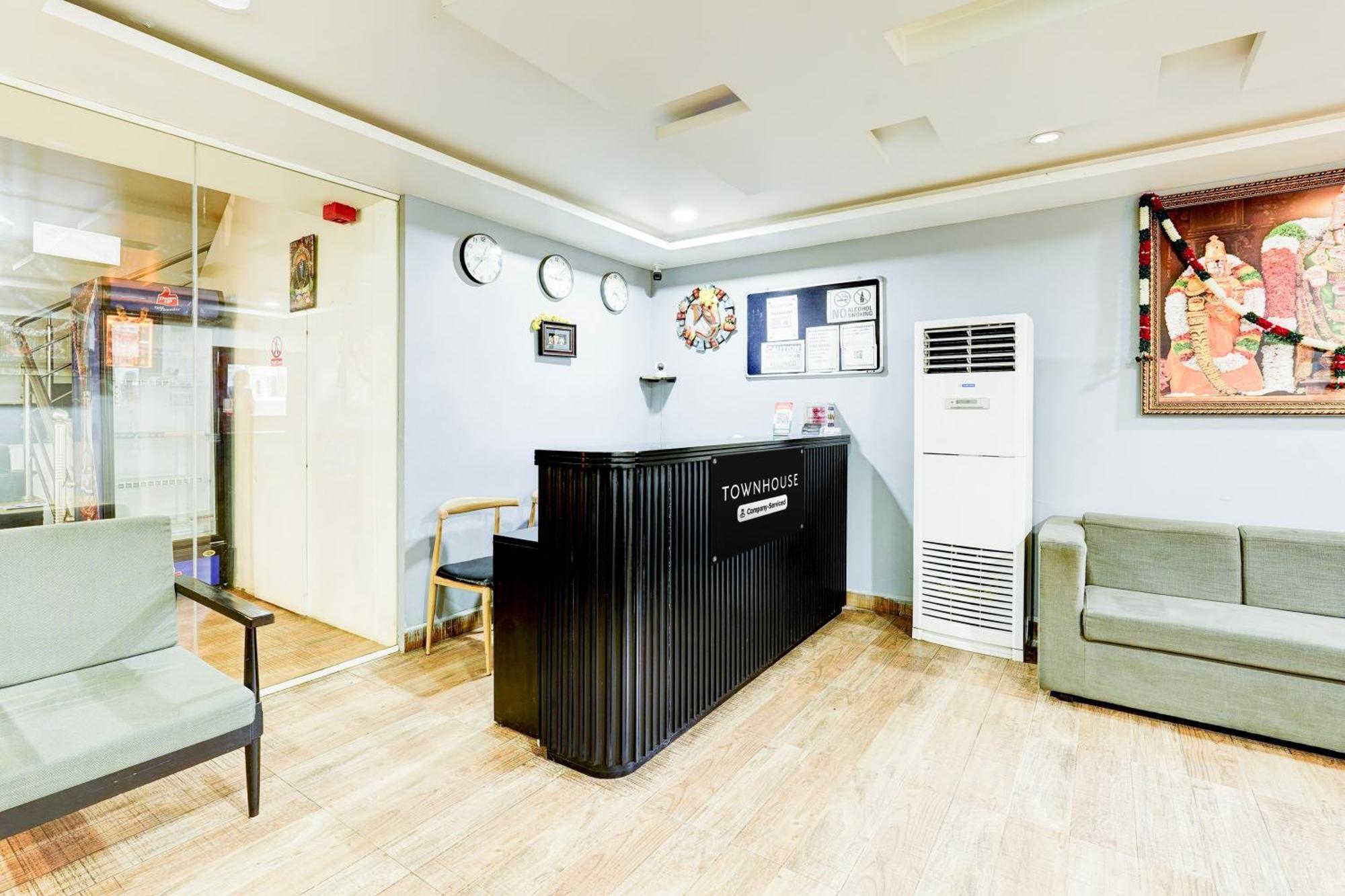 Super Townhouse Tirupati Hotel Luaran gambar