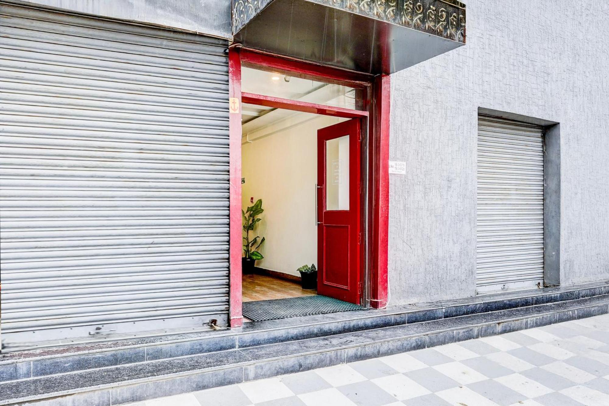 Super Townhouse Tirupati Hotel Luaran gambar